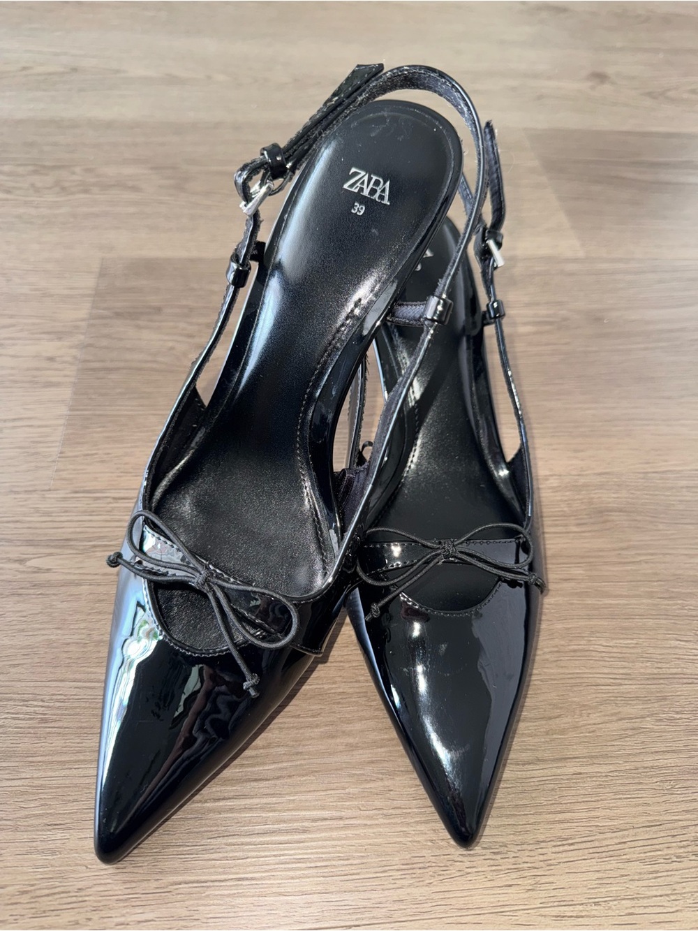 ZARA Black Patent Pointed Toe Slingback Kitten Heels Pumps Bow Detail Sz 39/8.5